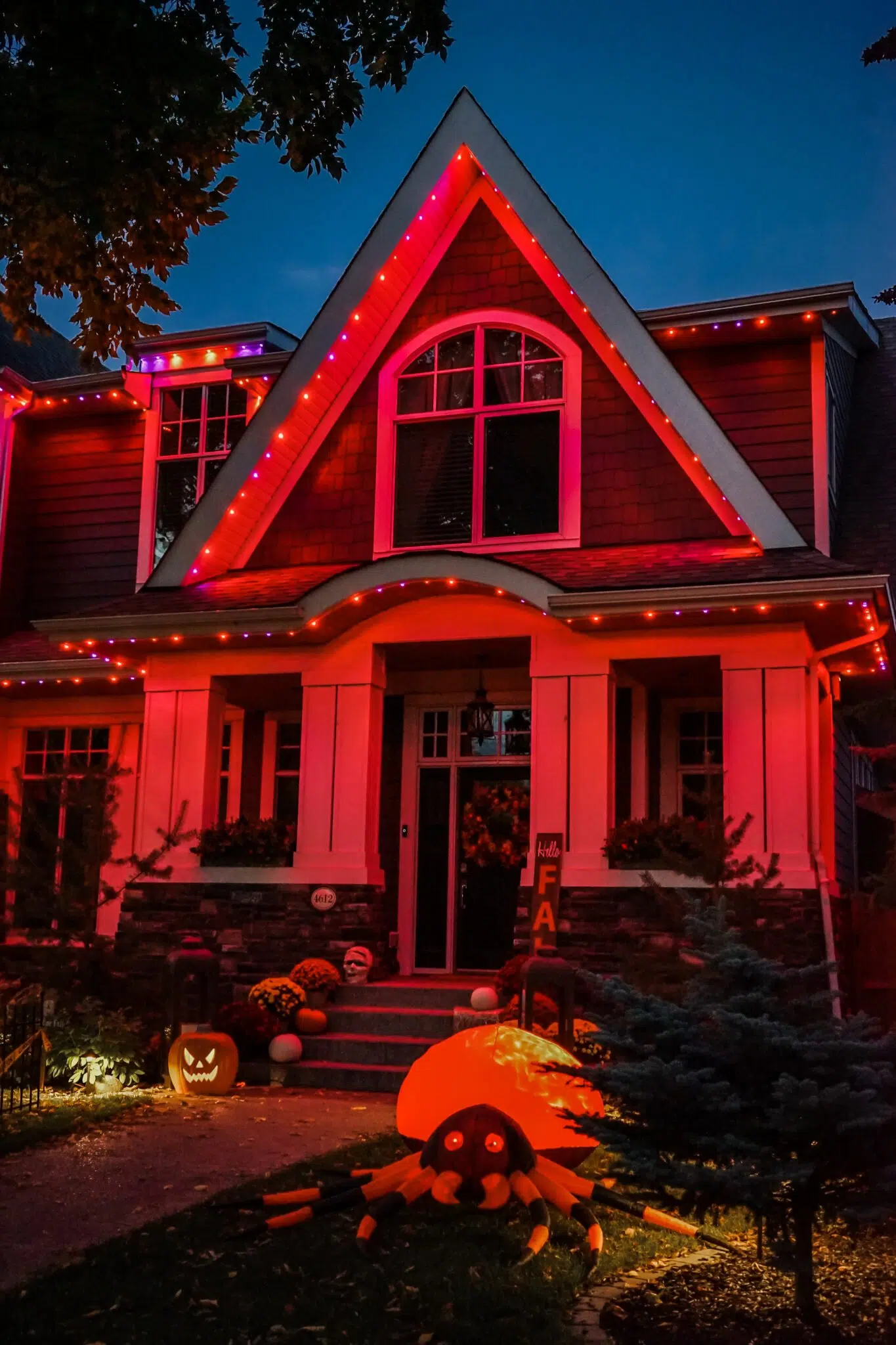 Permanent holiday lights installation